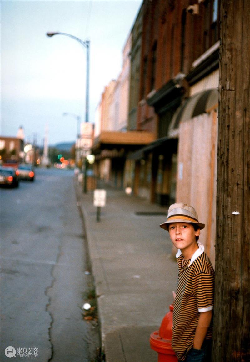 他们眼中的威廉·埃格尔斯顿(William Eggleston) 博文精选 卓纳画廊 威廉·埃格尔斯顿 Eggleston 眼中 卓纳 画廊 孟菲斯郊区 兰登 克雷 Clay 彩色 崇真艺客
